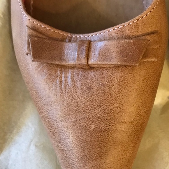 Steve Madden Leather Pointed Low Heel Shoes Size 9 Narrow Size Not on Shoe - Picture 11 of 13